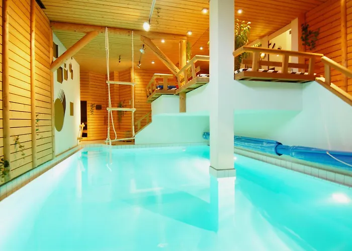 Tauschna Mit Privat-pool *