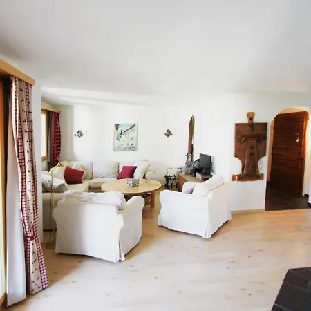 Tauschna Mit Privat-pool アパート